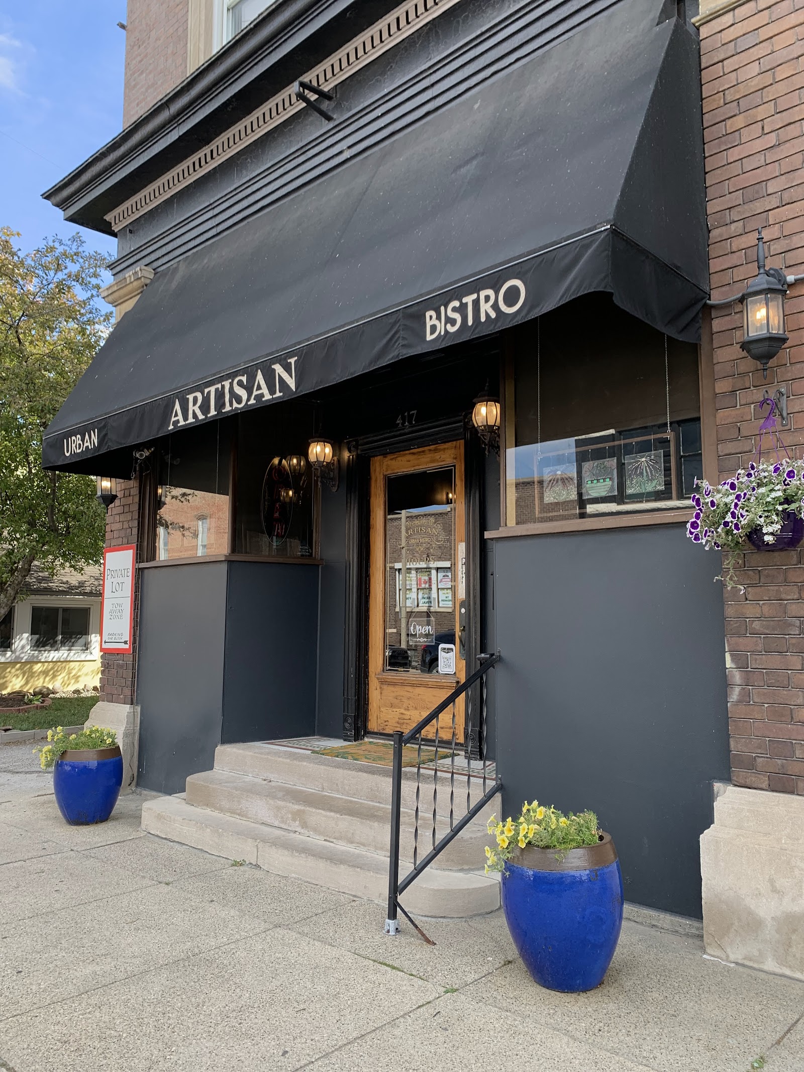 Artisan Urban Bistro — photo