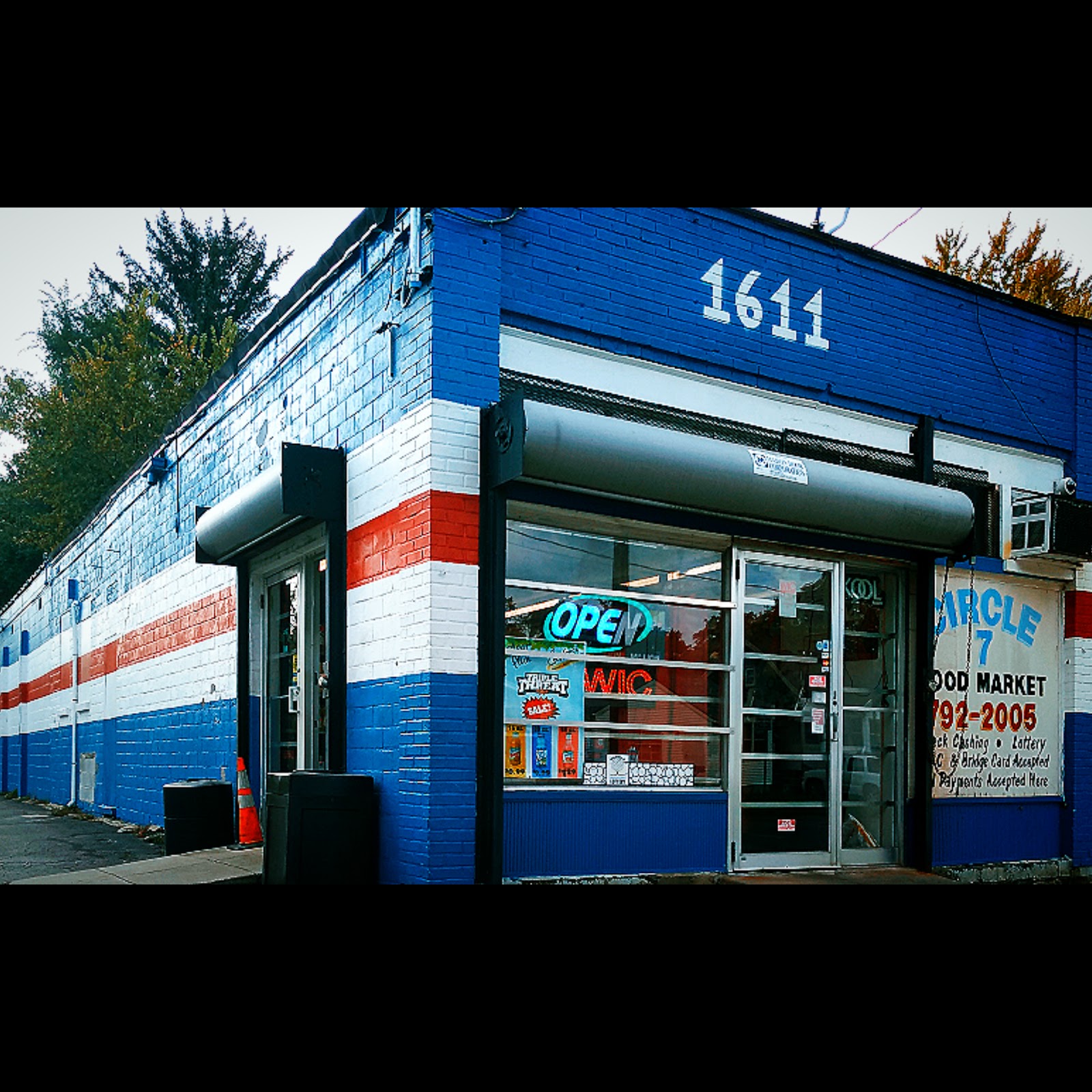 Circle Seven Liquors in Saginaw