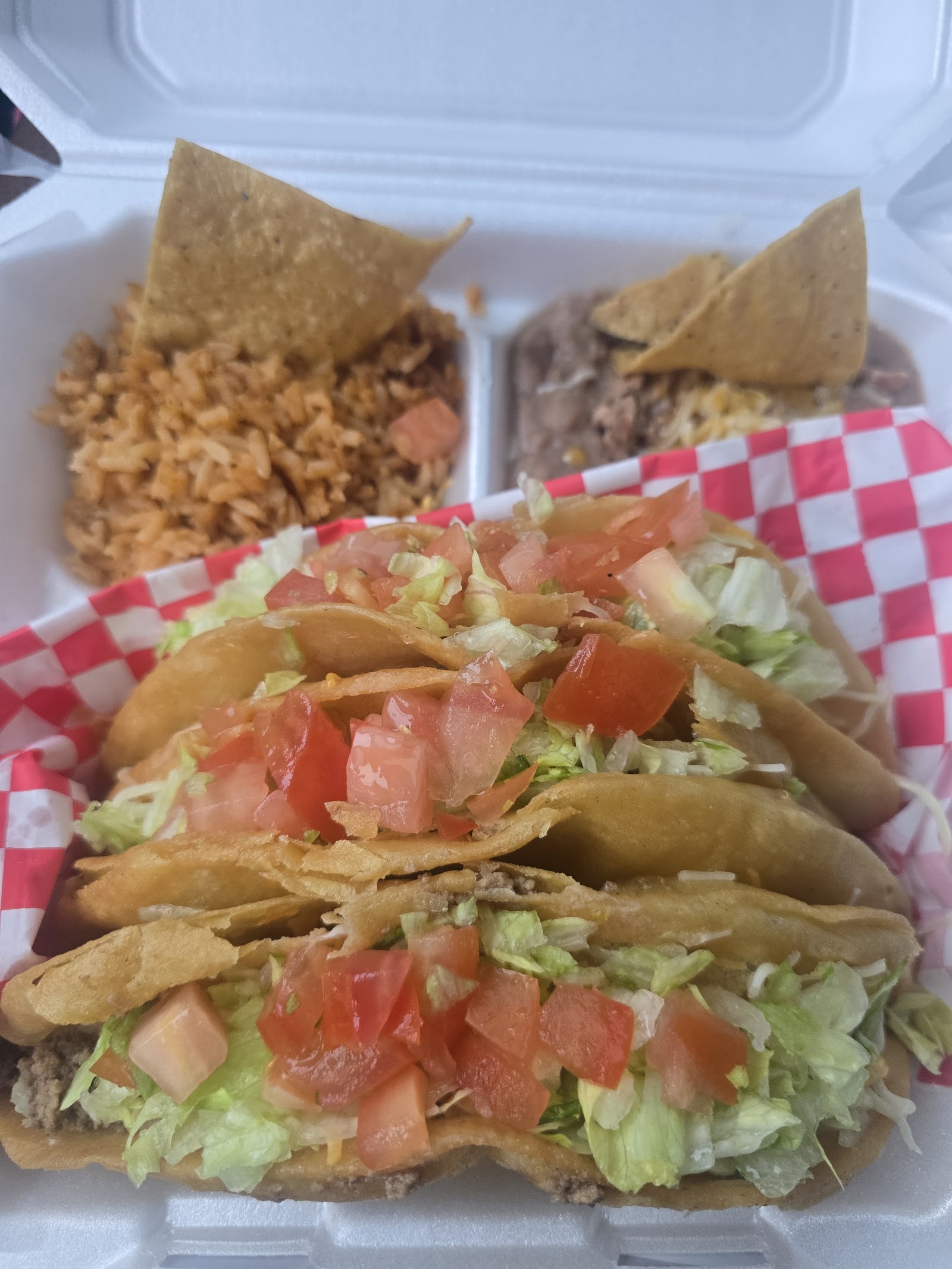 Cruz Kitchen in Saginaw