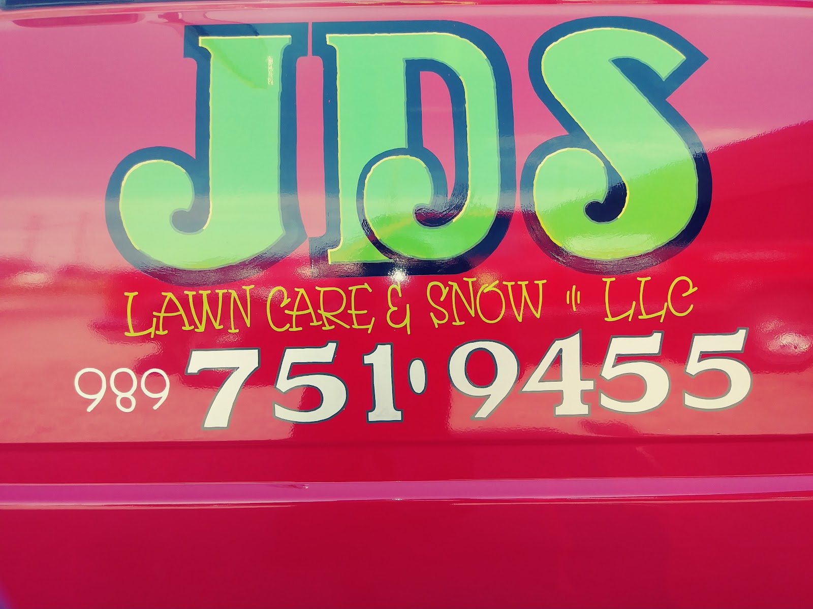 Jds lawncare & snow llc in Saginaw