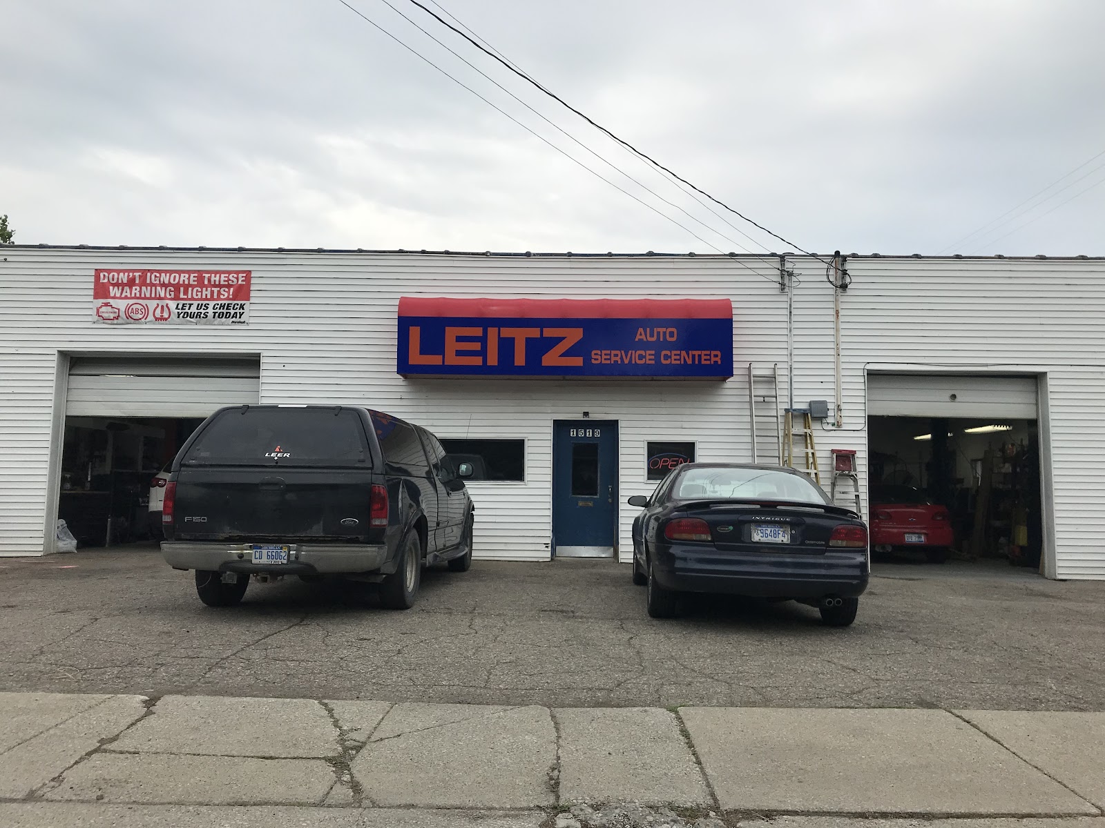 Leitz Service Center — photo