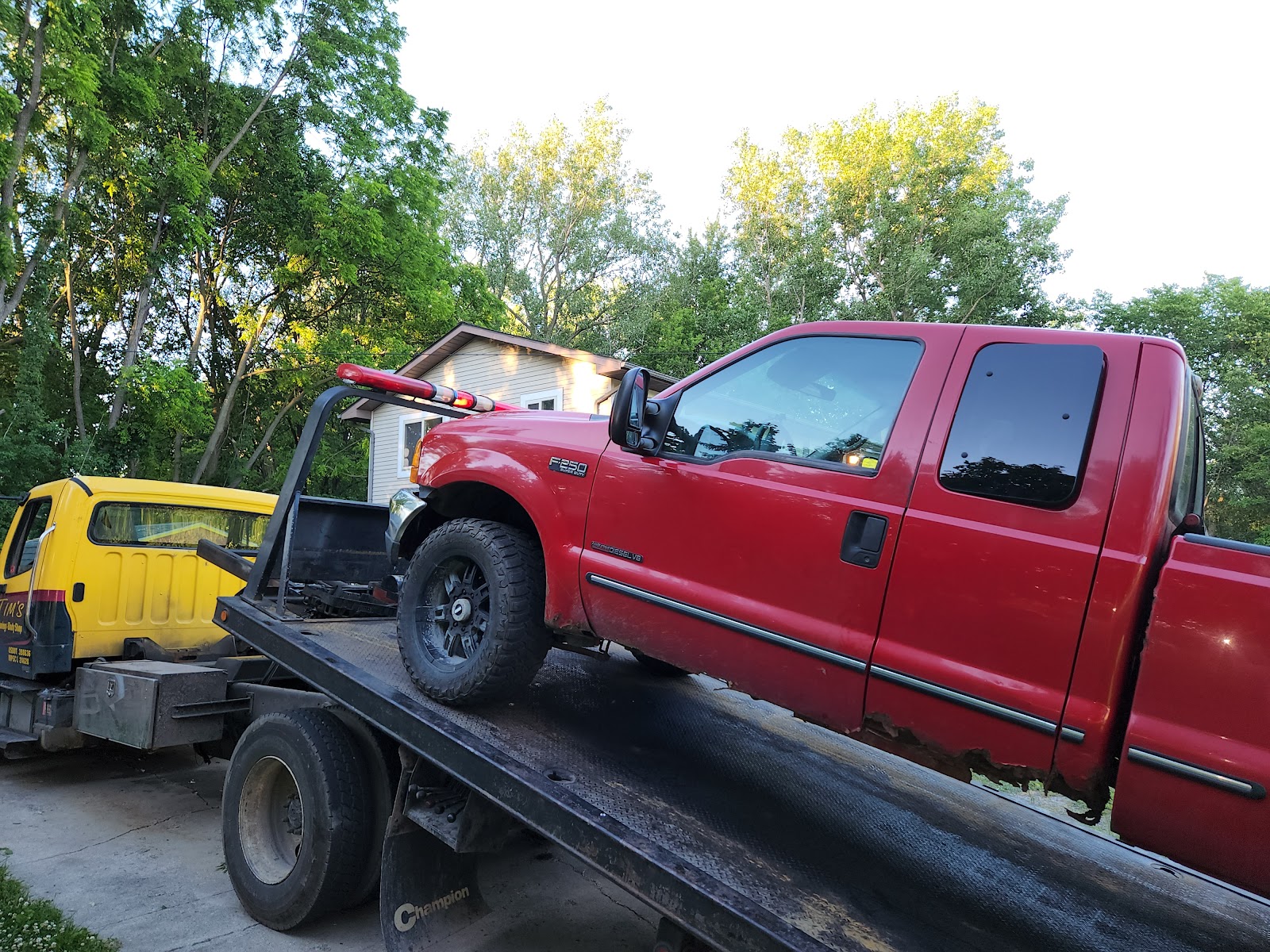 Mike's Wrecker Service — photo