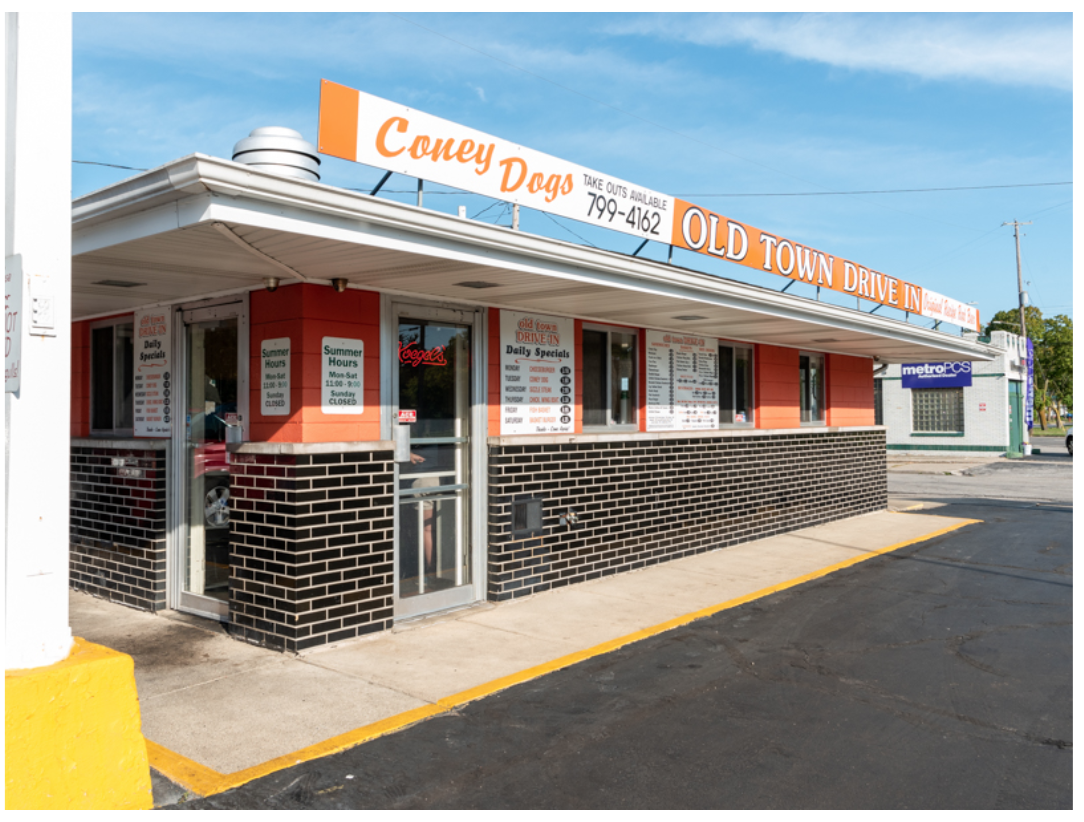 Old Town Drive-In in Saginaw