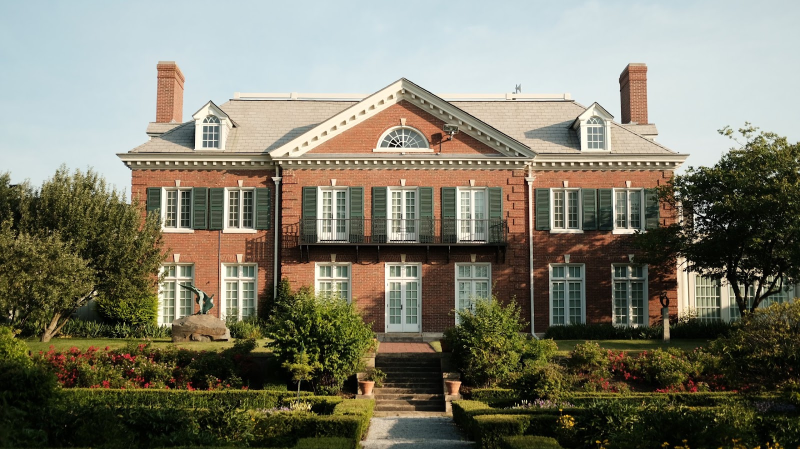 Saginaw Art Museum & Gardens in