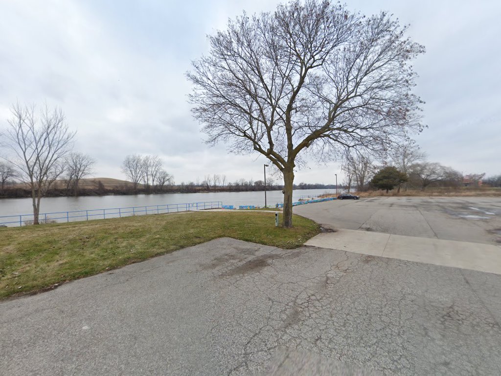Wickes Park River access in
